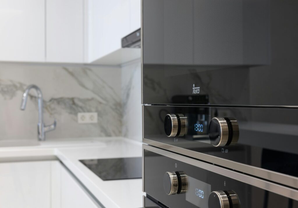 SonderBeaut modern microwave