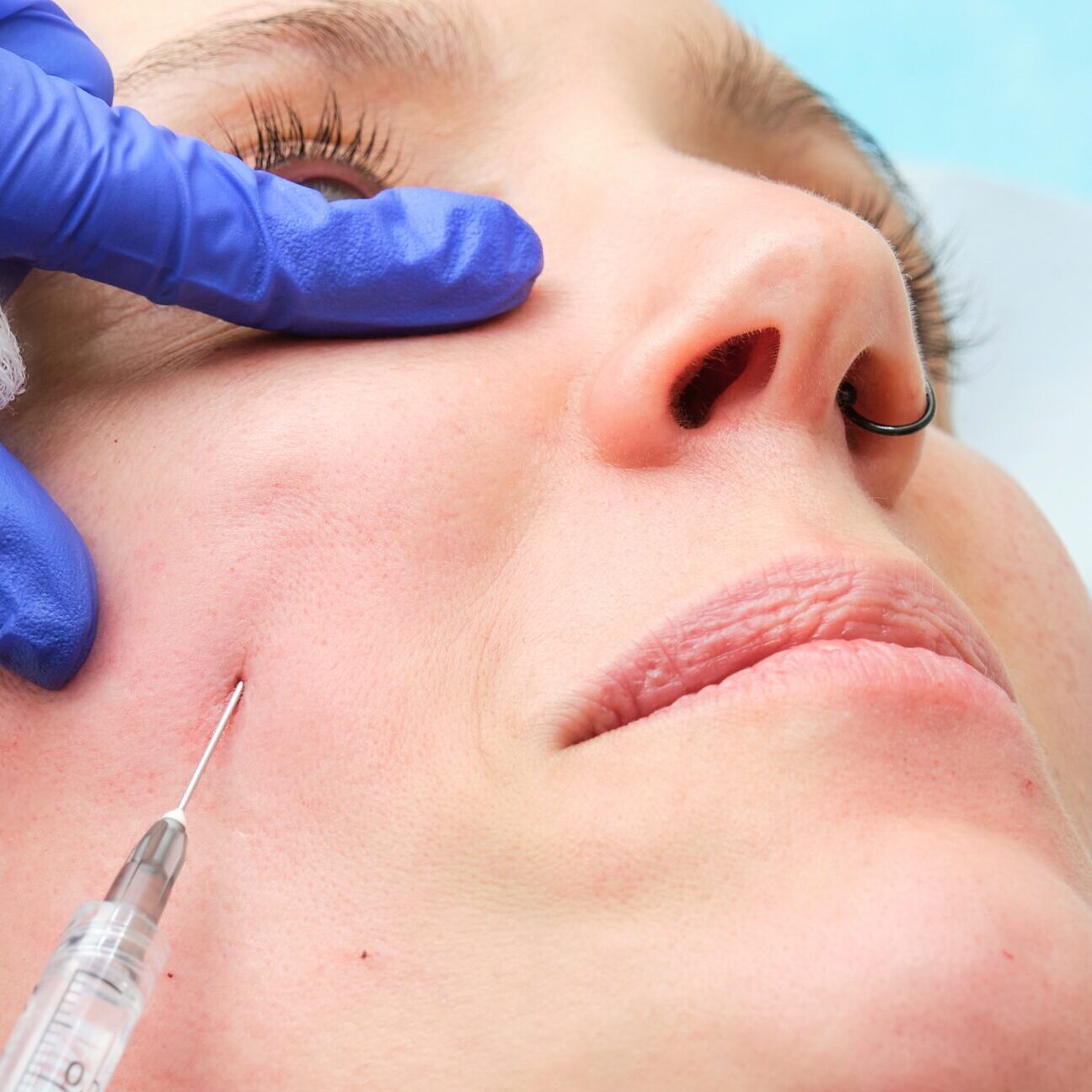 SonderBeaut provider using cannula on patient
